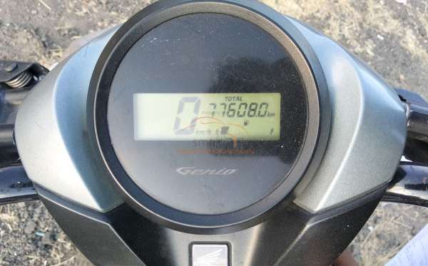 HONDA  GENIO