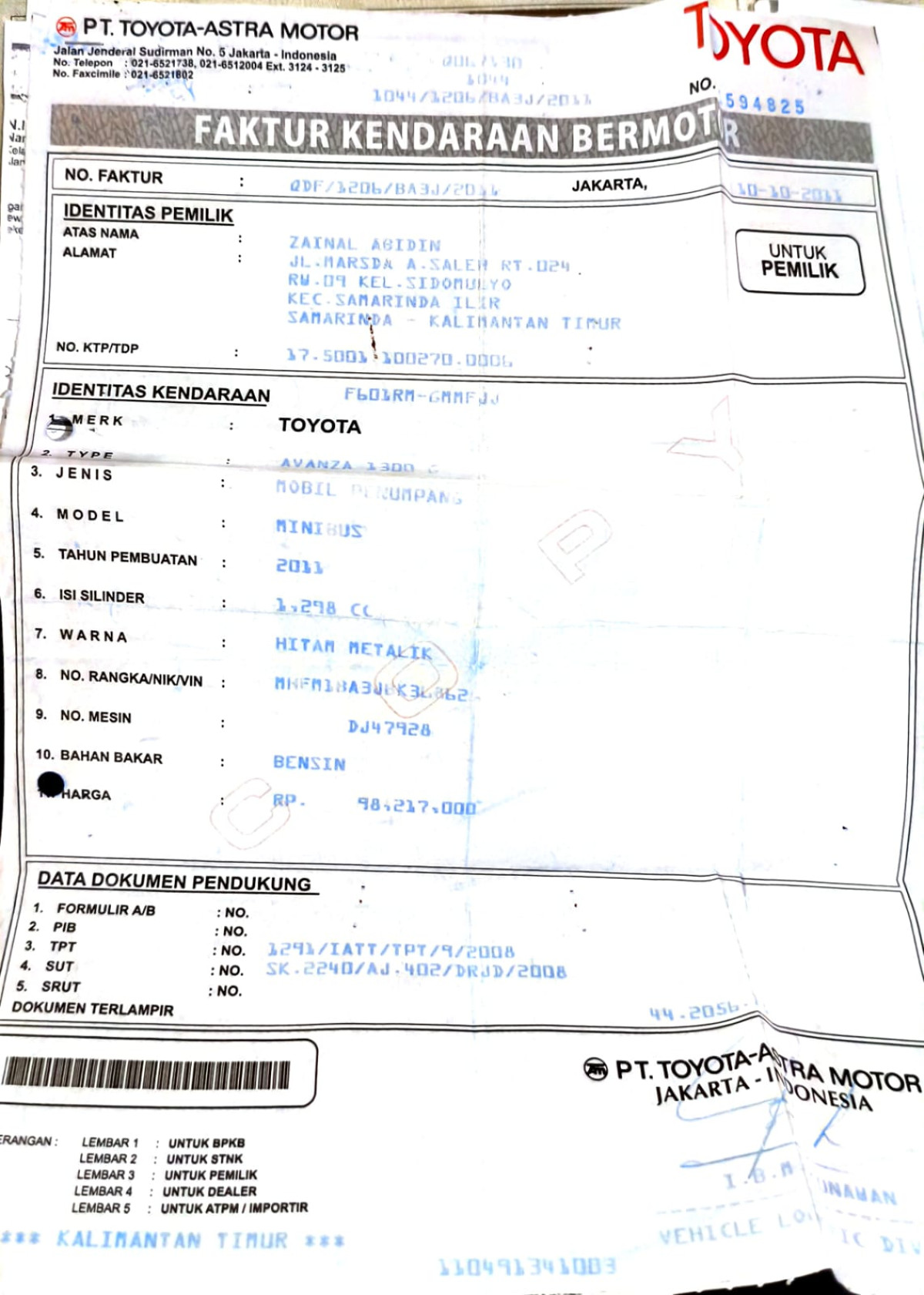 TOYOTA AVANZA