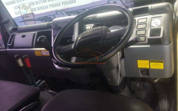 MITSUBISHI  FE  75 SHDX
