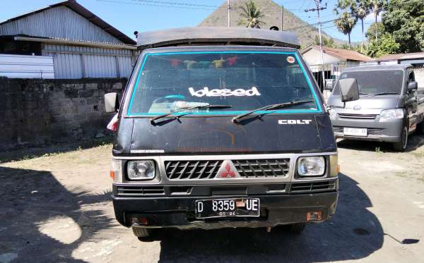 MITSUBISHI L 300