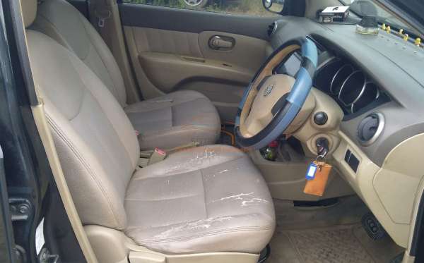 NISSAN GRAND LIVINA XV 1.5