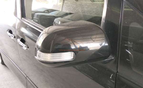 TOYOTA ALPHARD 2.4