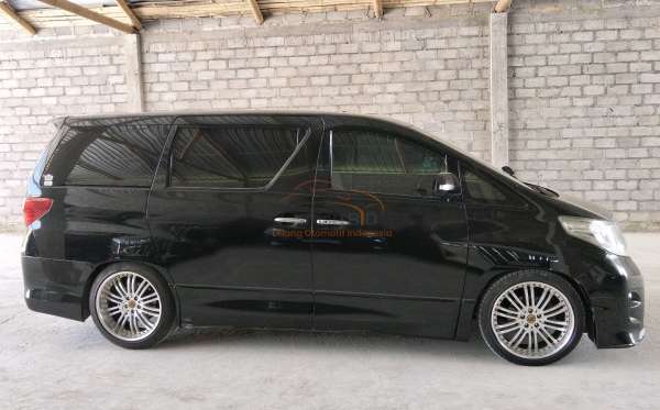 TOYOTA ALPHARD 2.4