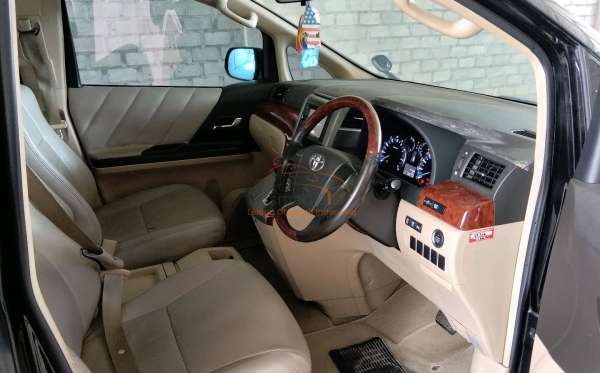 TOYOTA ALPHARD 2.4