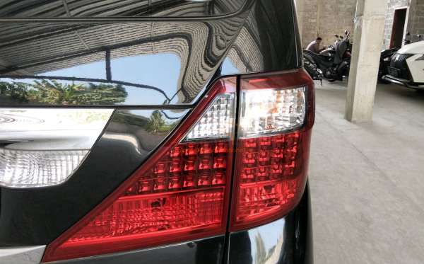 TOYOTA ALPHARD 2.4