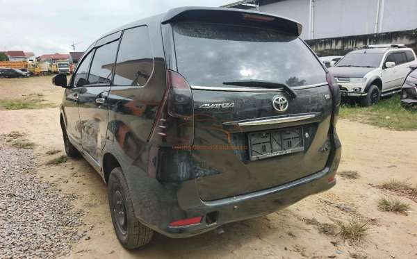 TOYOTA AVANZA 1.5 G