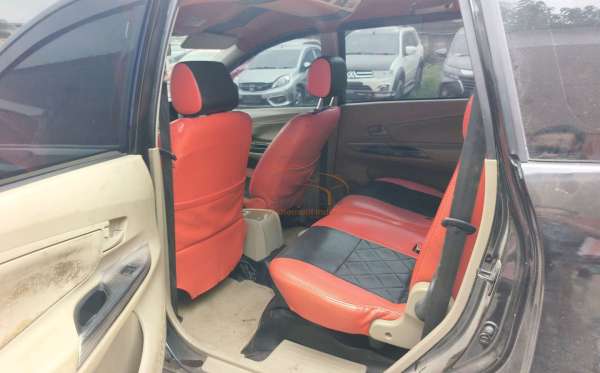 TOYOTA AVANZA 1.5 G