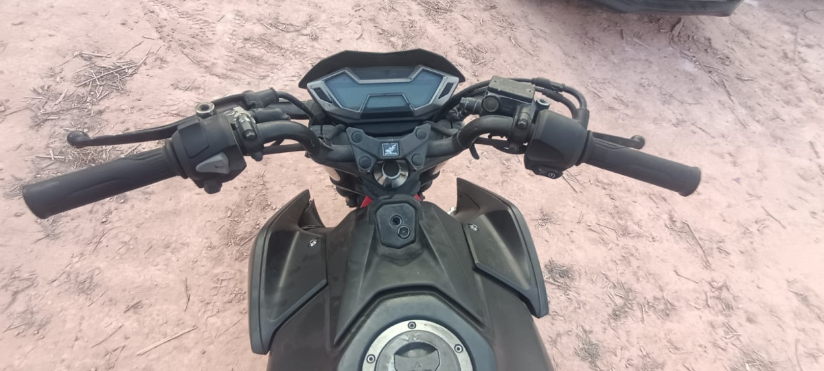 HONDA CB 150 R