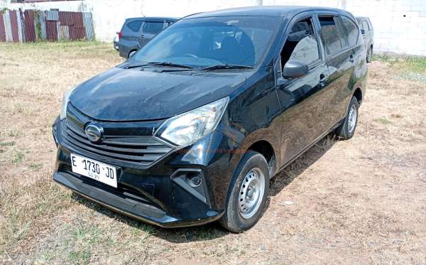 DAIHATSU SIGRA D