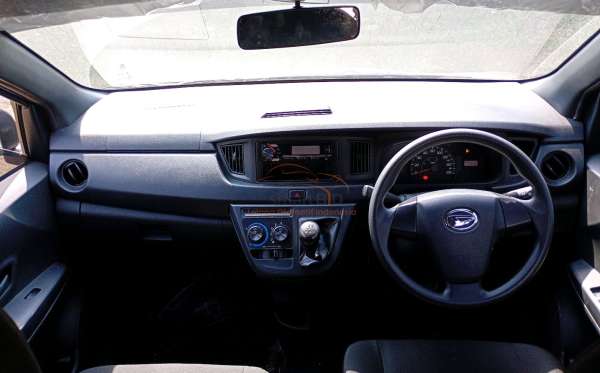 DAIHATSU SIGRA D