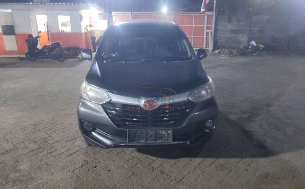 DAIHATSU XENIA