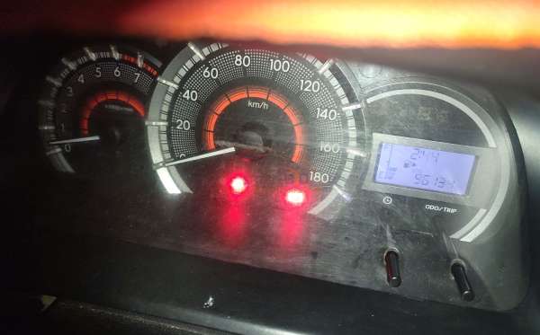 DAIHATSU XENIA