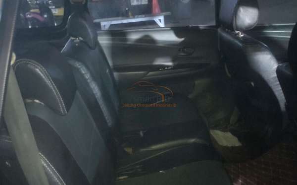 DAIHATSU XENIA