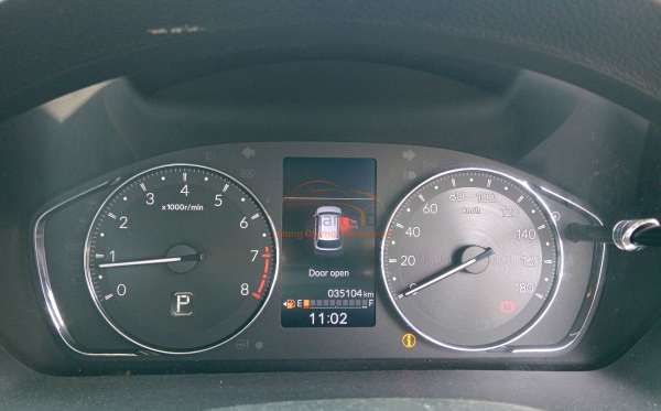 HONDA BR-V DG3 1.5 L E