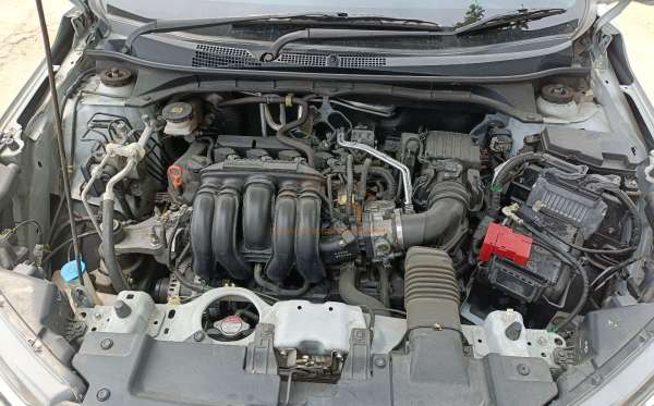 HONDA BR-V DG3 1.5 L E