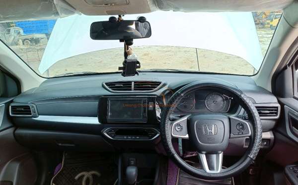 HONDA BR-V DG3 1.5 L E