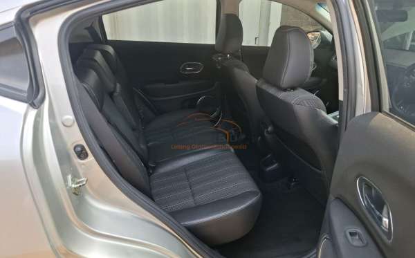 HONDA HRV RU1 1.5 E CVT