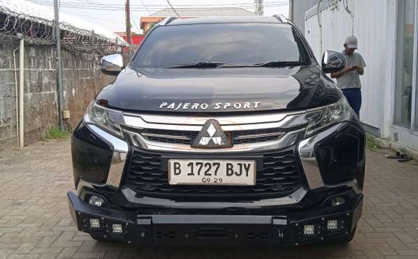 MITSUBISHI PAJERO SPORT 2.4L DAKAR-L (4X2)