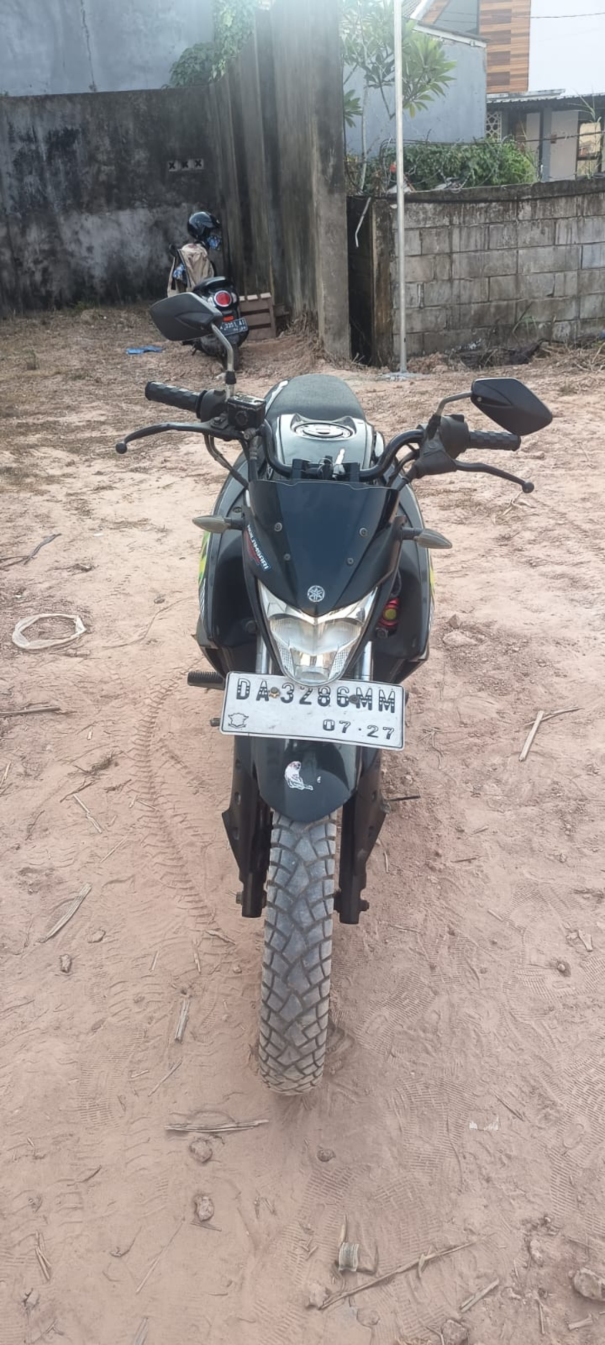 YAMAHA  VIXION