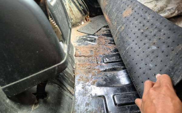 SUZUKI CARRY ST 150
