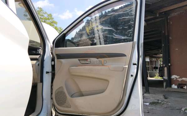 SUZUKI ERTIGA