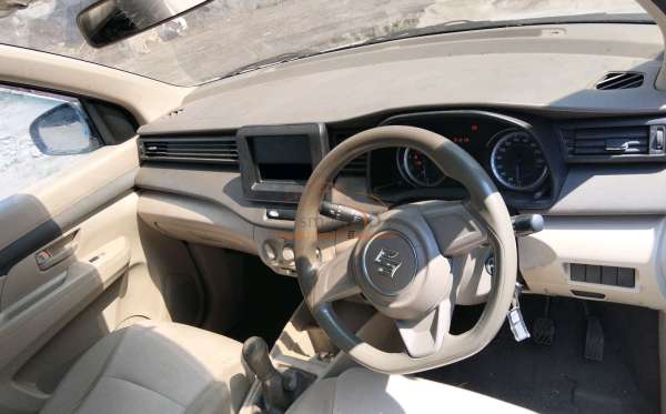SUZUKI ERTIGA