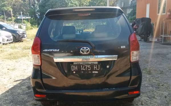 TOYOTA  AVANZA  1.3 E
