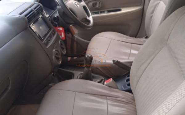 TOYOTA AVANZA G