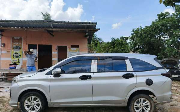 TOYOTA AVANZA 1.3 E