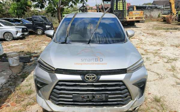 TOYOTA AVANZA 1.3 E