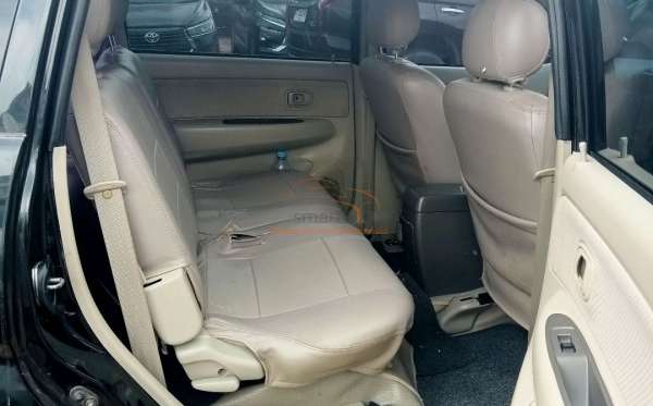 TOYOTA AVANZA S