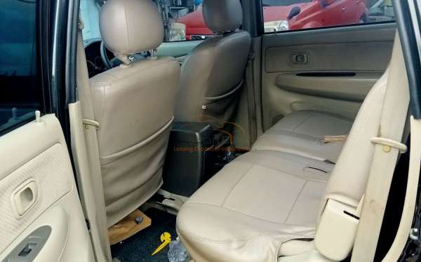 TOYOTA AVANZA S