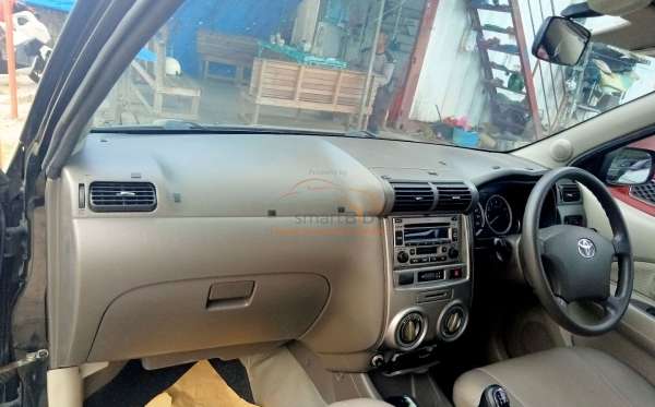 TOYOTA AVANZA S