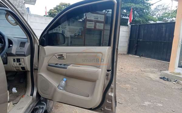TOYOTA FORTUNER 2.7 G LUX