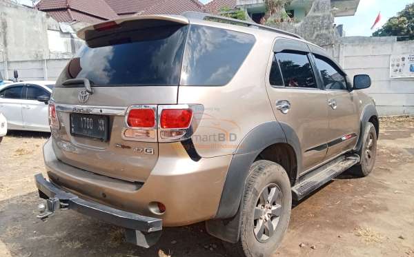 TOYOTA FORTUNER 2.7 G LUX