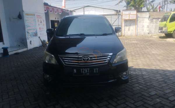 TOYOTA INNOVA G