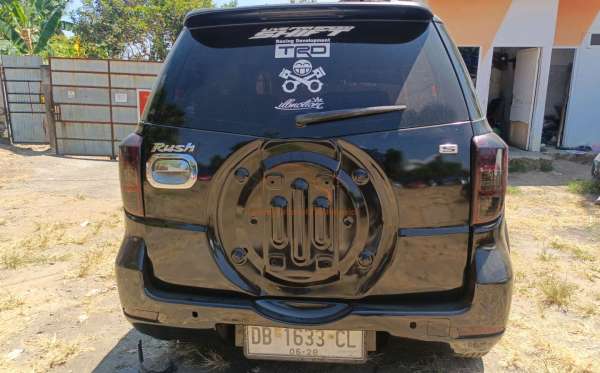TOYOTA RUSH
