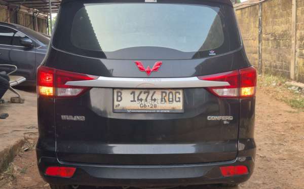 WULING CONFERO 1.5 DB MY (4X2)