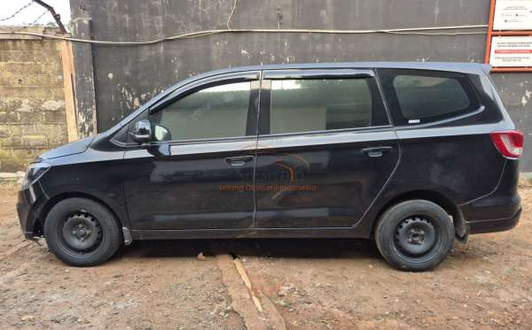WULING CONFERO 1.5 DB MY (4X2)