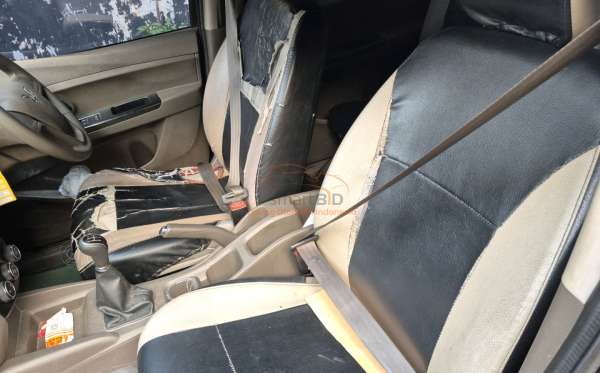 WULING CONFERO 1.5 DB MY (4X2)