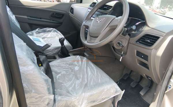 WULING CONFERO 1.5
