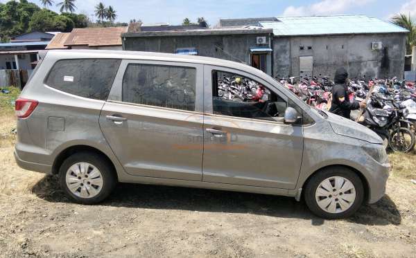 WULING CONFERO 1.5