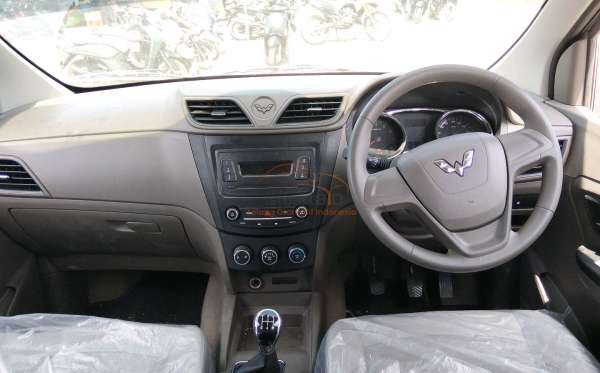 WULING CONFERO 1.5