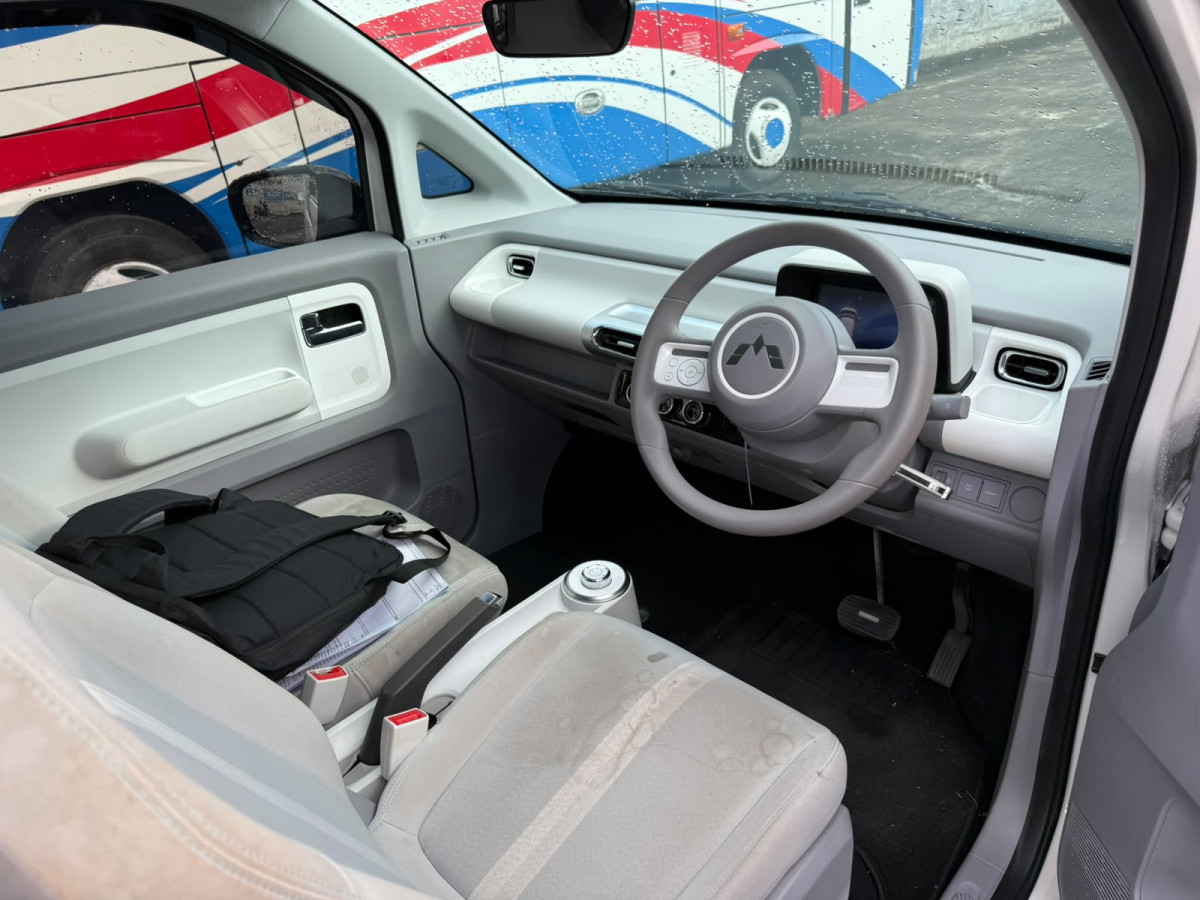 WULING AIR EV