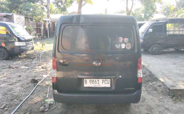 DAIHATSU GRAN MAX