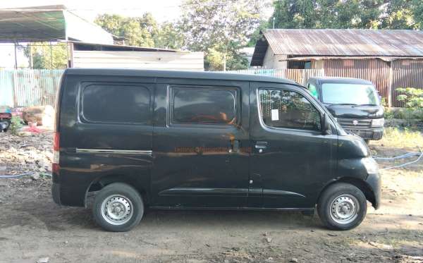 DAIHATSU GRAN MAX