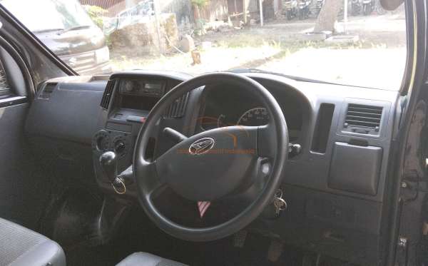 DAIHATSU GRAN MAX