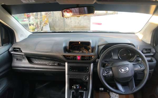 DAIHATSU  XENIA  R