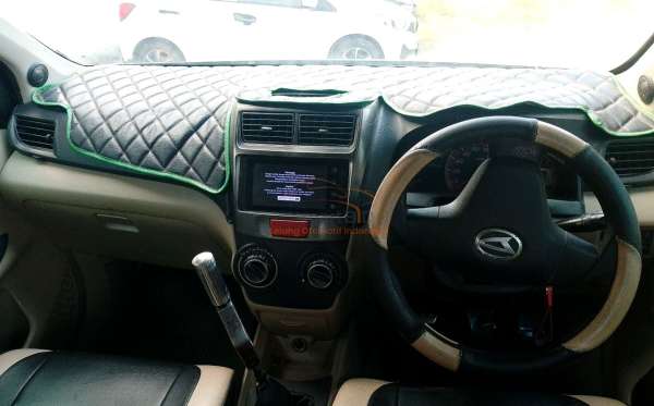 DAIHATSU  XENIA