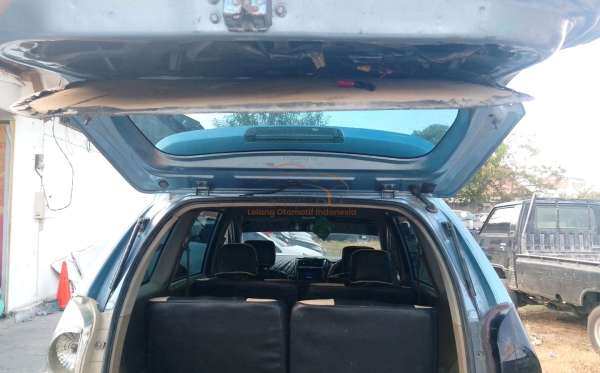DAIHATSU  XENIA